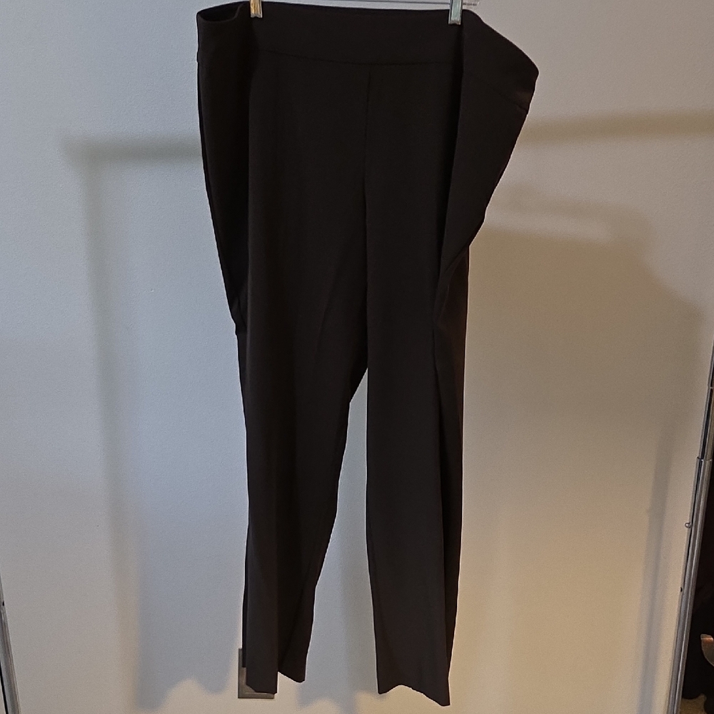 Ladies Roz & Ali Classic Black Straight Leg Pants